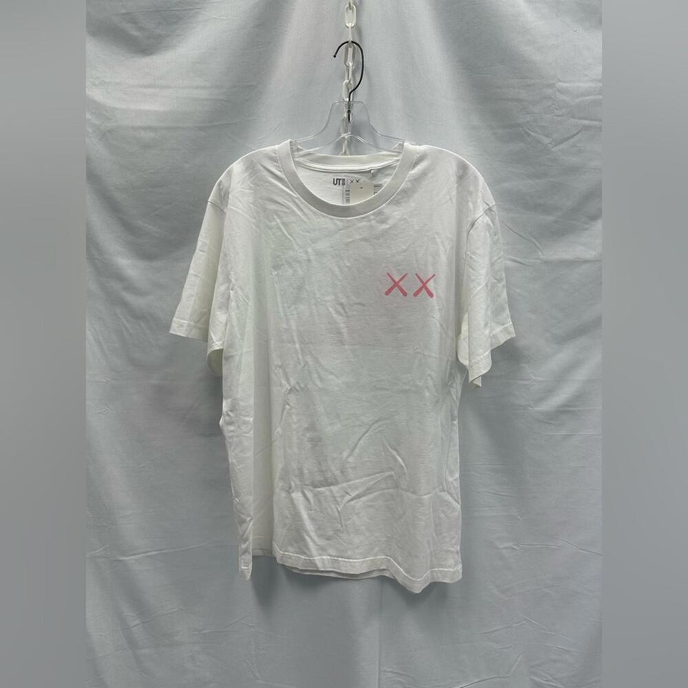 UNIQLO Graphic T-Shirt